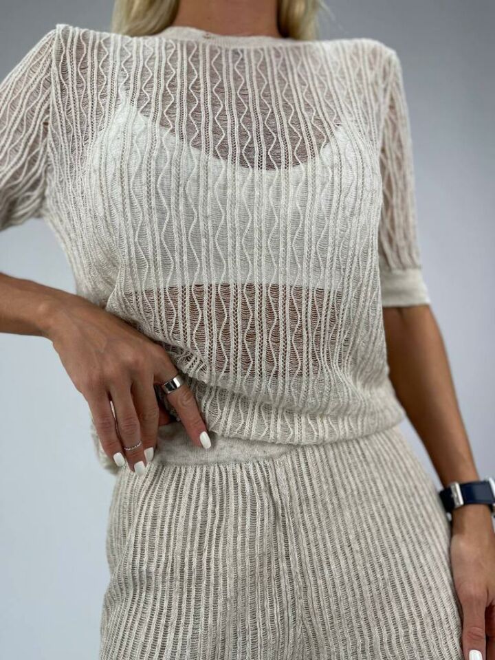 Astarlı Delikli Pantolon