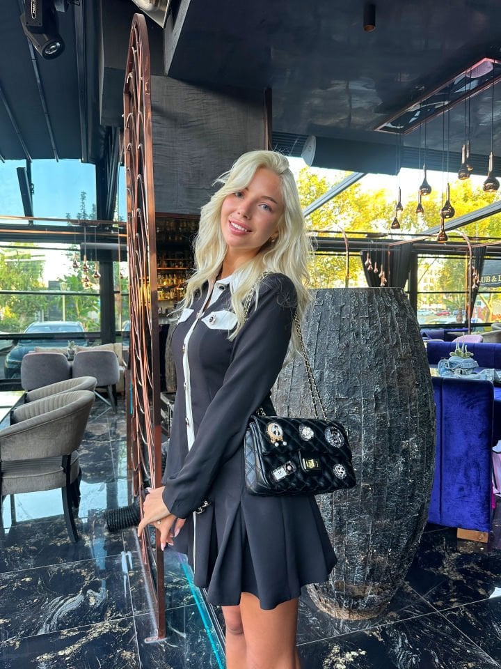 Tasarım raisaa elbise