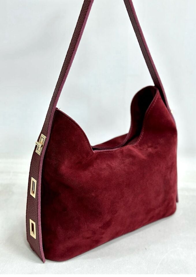 Hakiki Deri Kenarları Metal Detaylı Çanta