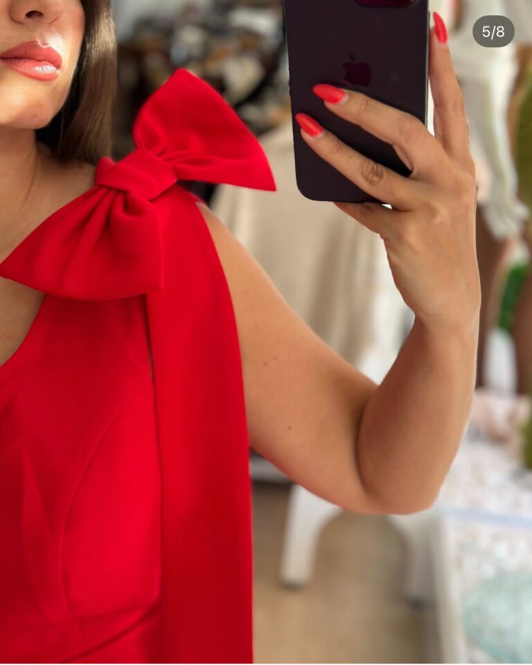 Tek kol tasarım tulum